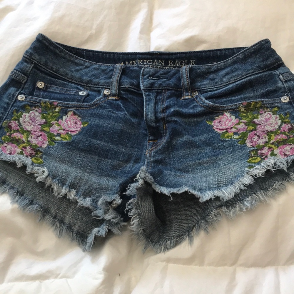 America eagle jean shorts. Cute.